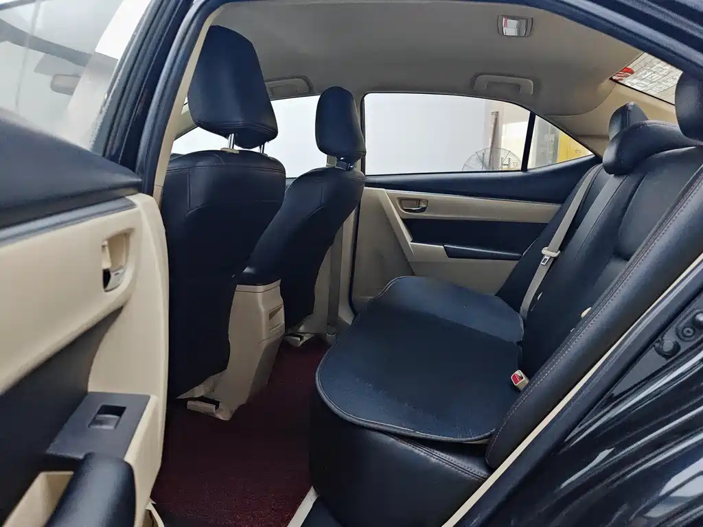TOYOTA COROLLA 2014