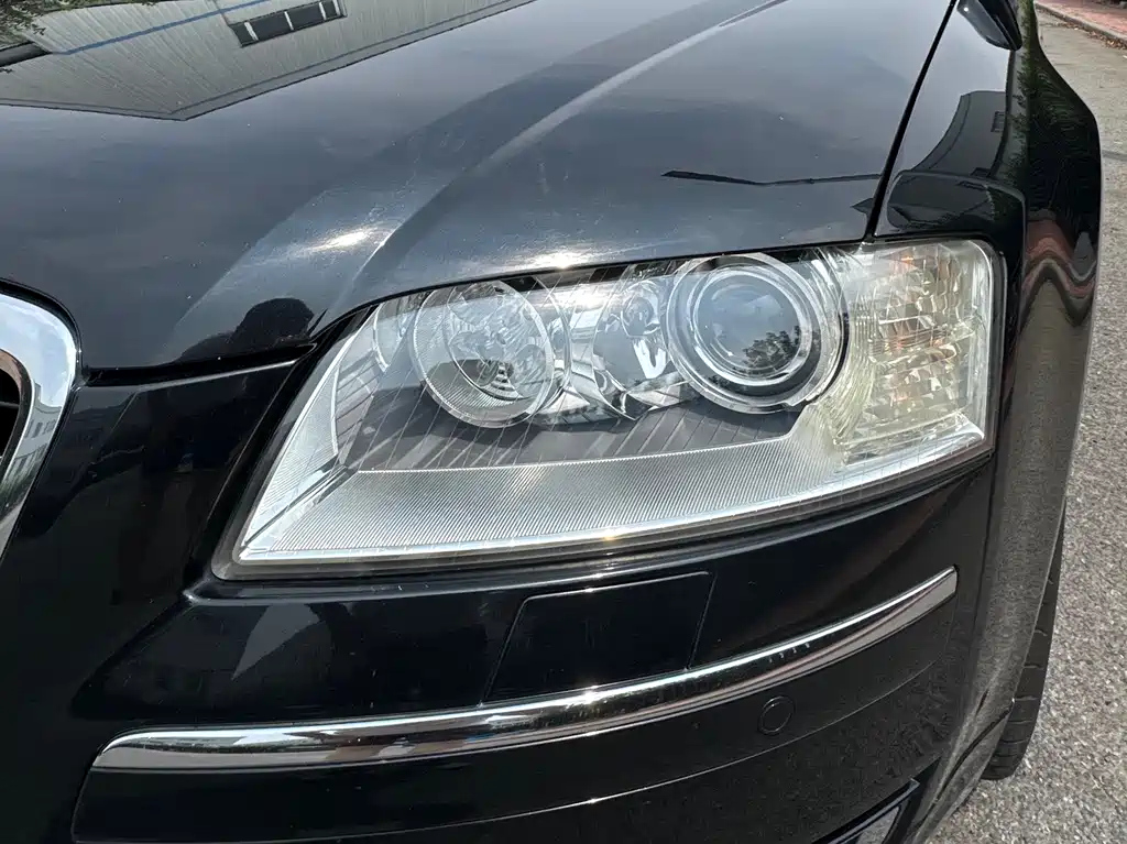 AUDI A8 2010