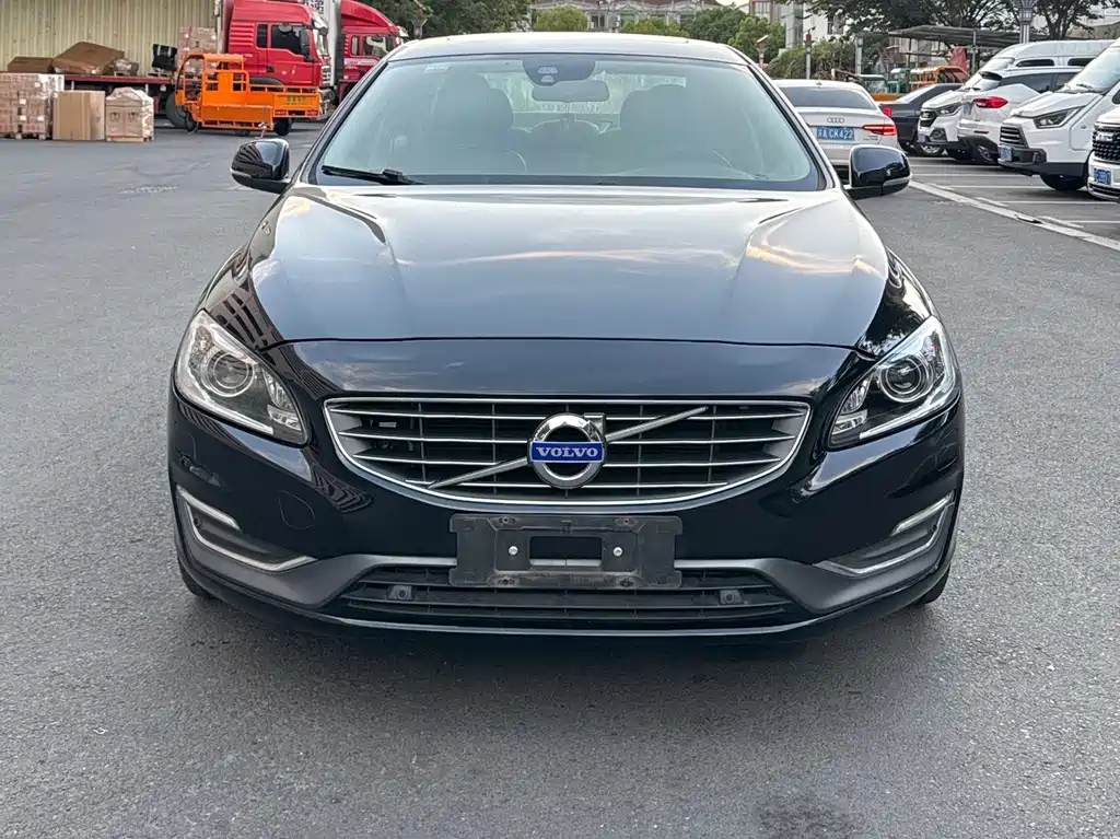 VOLVO S60 2014