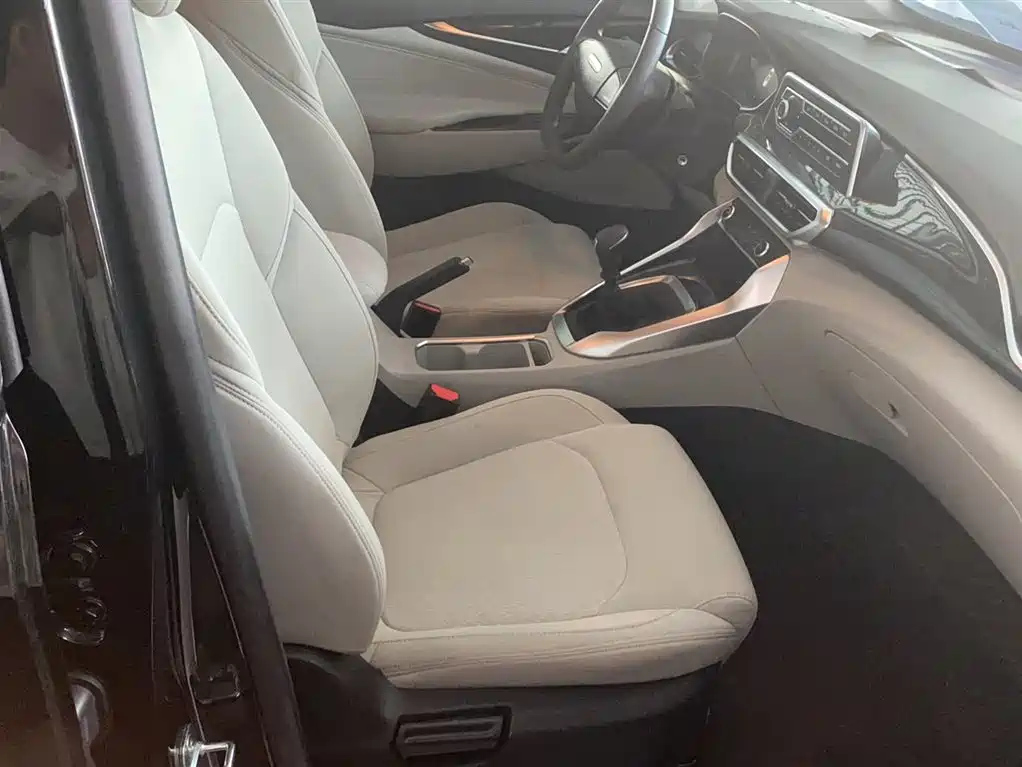 SAIC MAXUS G50 2024