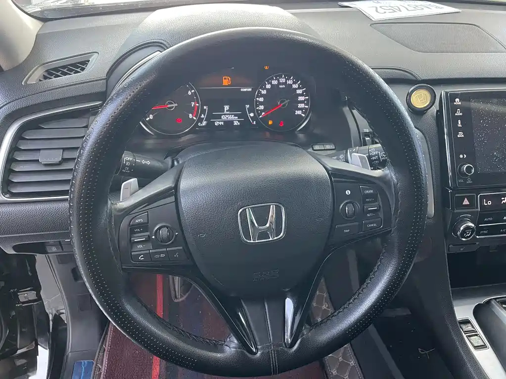 HONDA AVANCIER 2017
