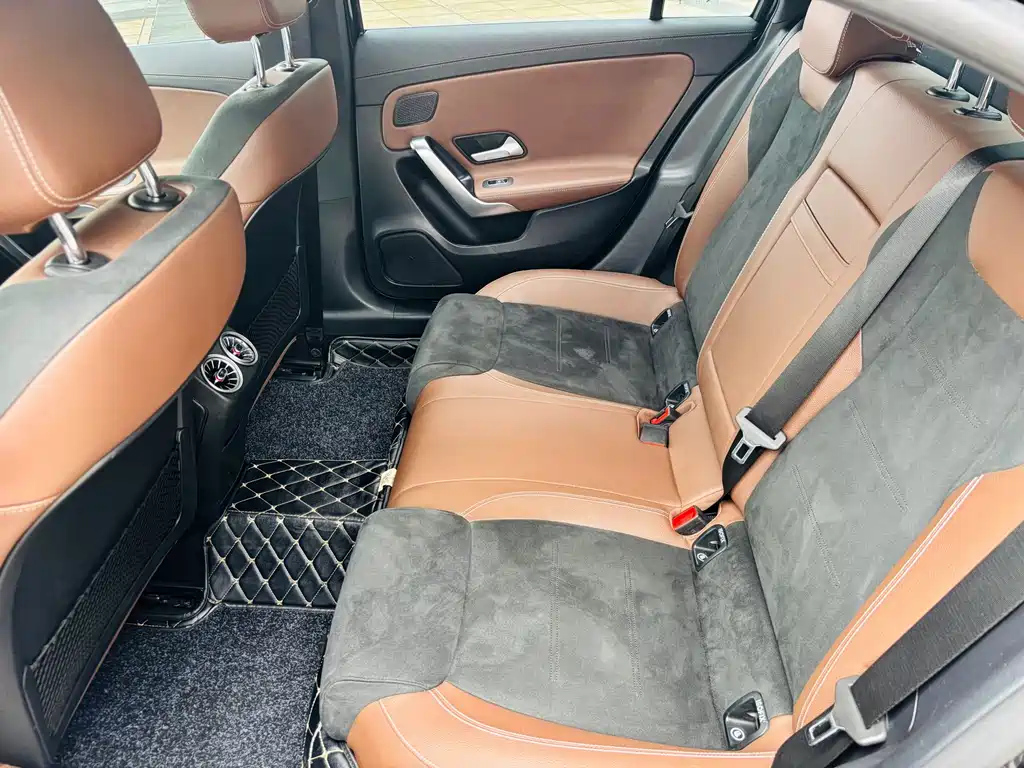 MERCEDES BENZ A-CLASS 2019
