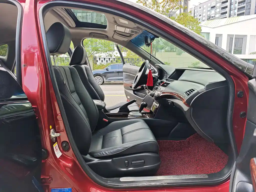 HONDA CROSSTOUR 2011