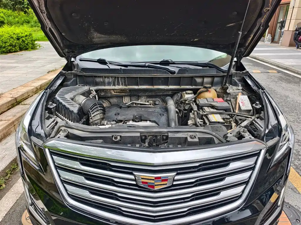 CADILLAC XT5 2018
