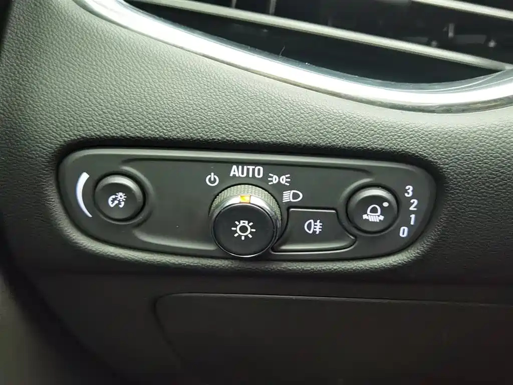 CHEVROLET MALIBU XL 2021