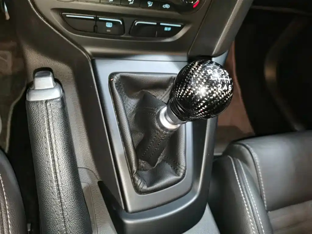 FORD FOCUS IMPORT 2015