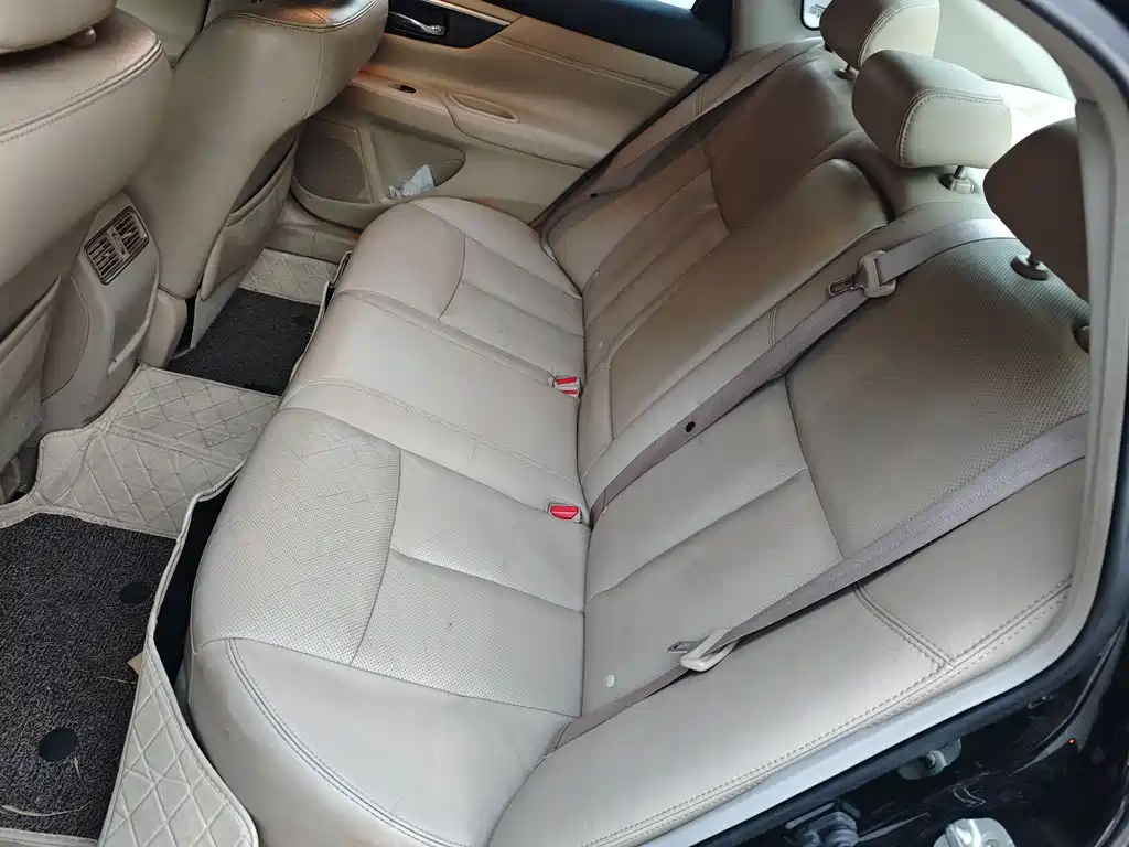 NISSAN TEANA 2016