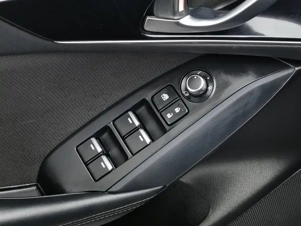 MAZDA CX-4 2021