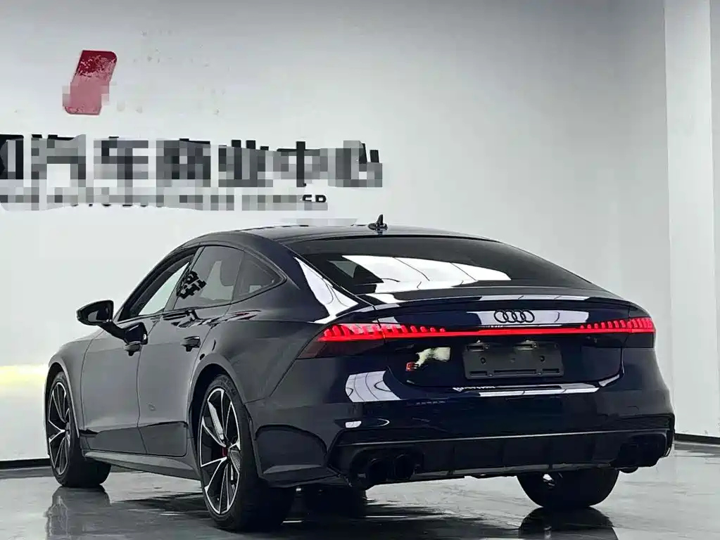 AUDI A7 2021