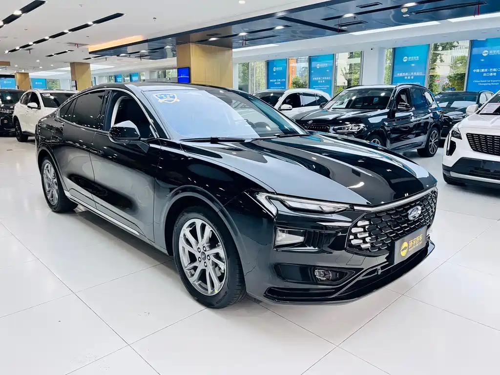 FORD MONDEO 2023