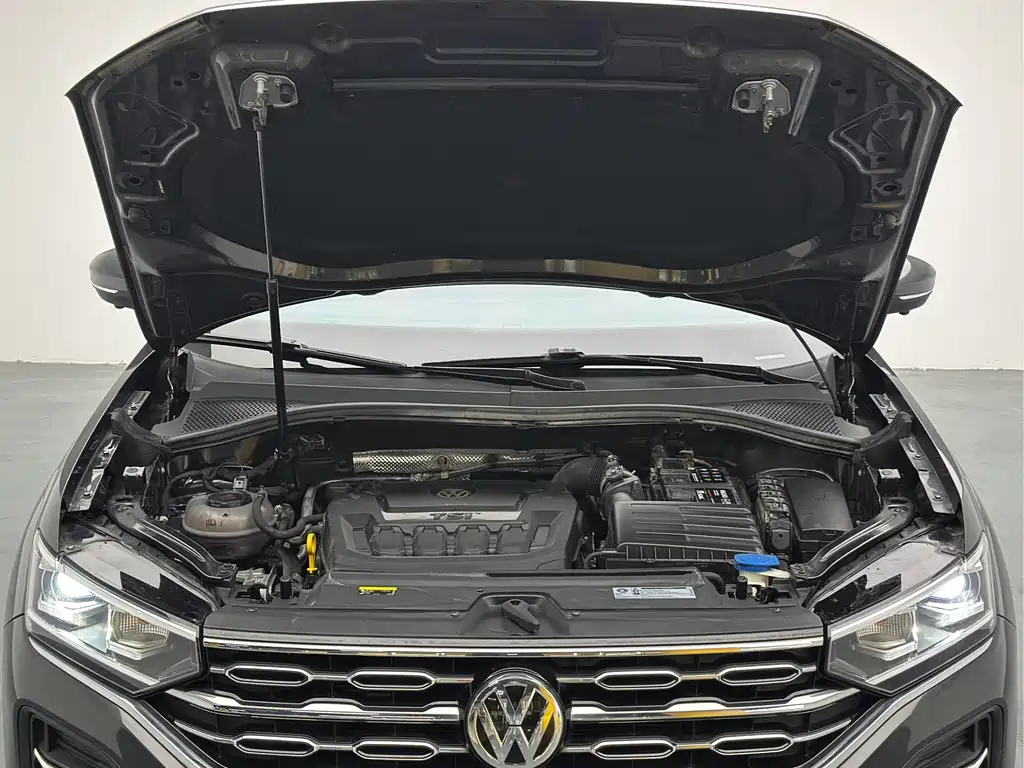 VOLKSWAGEN TAYRON 2019