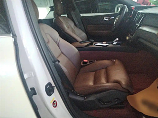 VOLVO XC60  2024 YEAR B5 4WD  DELUXE EDITION 2024