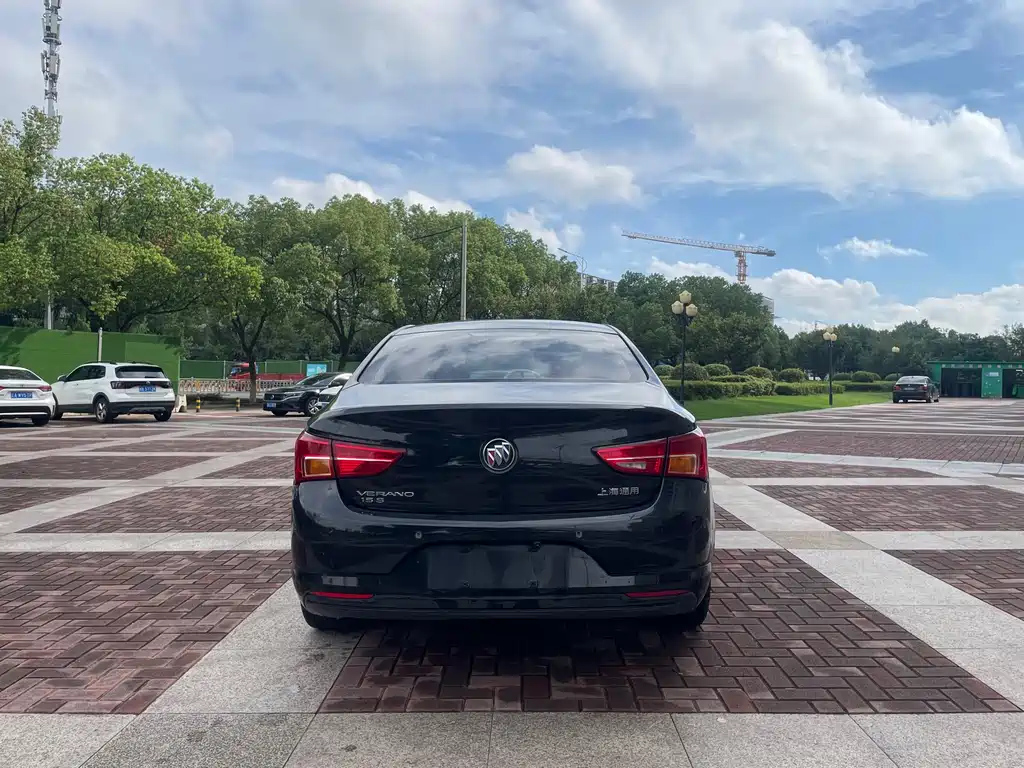 BUICK VERANO 2015
