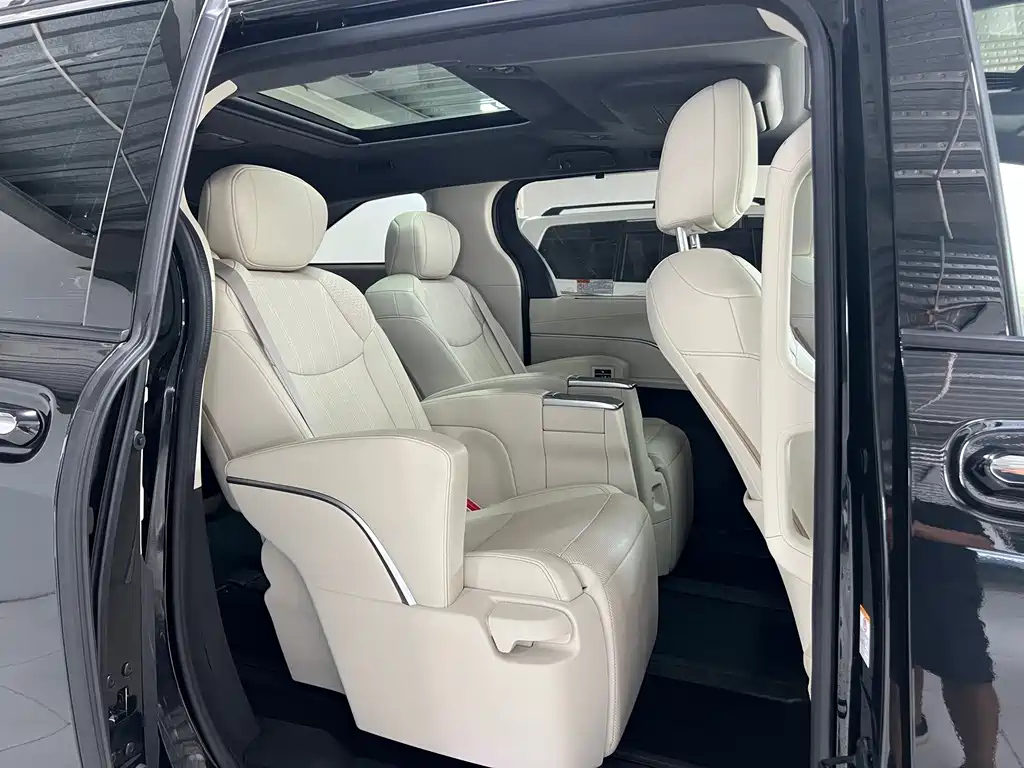 TOYOTA SIENNA SIENNA 2024