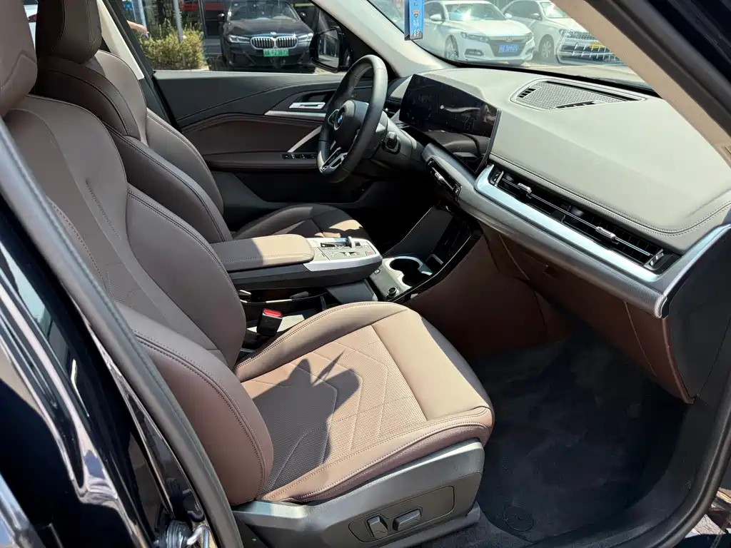 BMW X1 2025