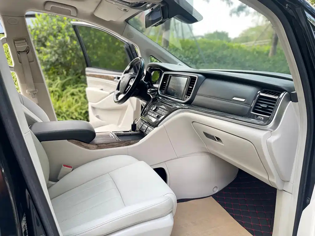TRUMPCHI M8 2018