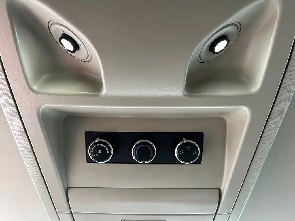 CHRYSLER BIG 捷龙 IMPORT 2016