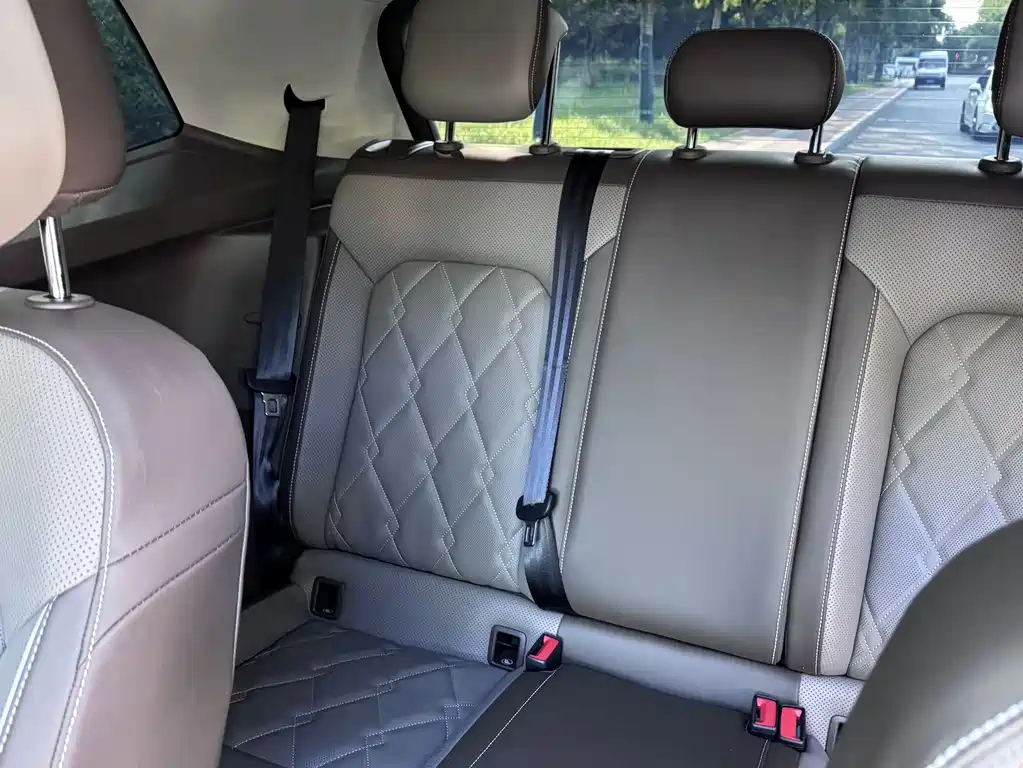 VOLKSWAGEN VILORAN 2024