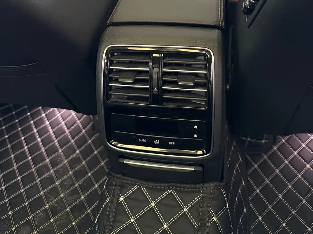 VOLKSWAGEN MAGOTAN 2024