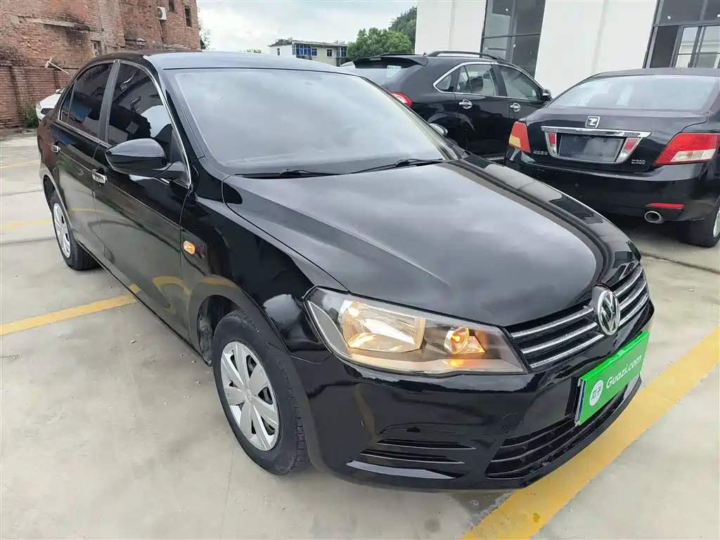 VOLKSWAGEN JETTA 2013