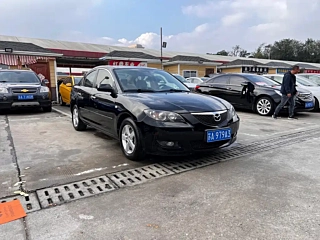 MAZDA 3 2010