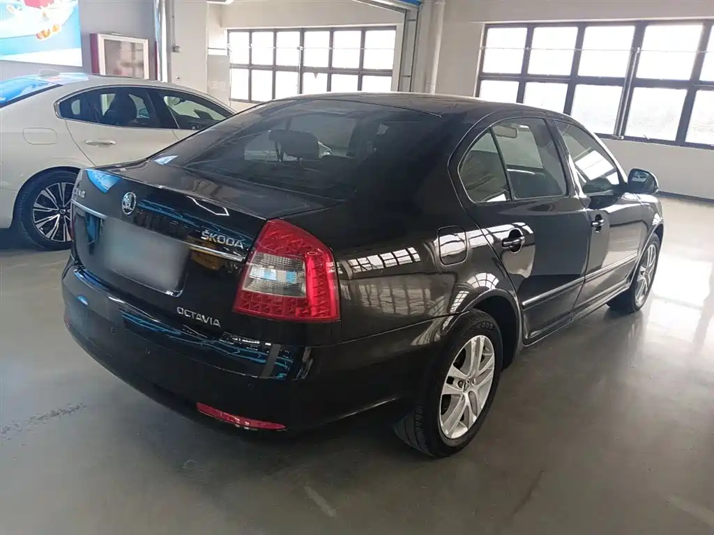 SKODA OCTAVIA 2014