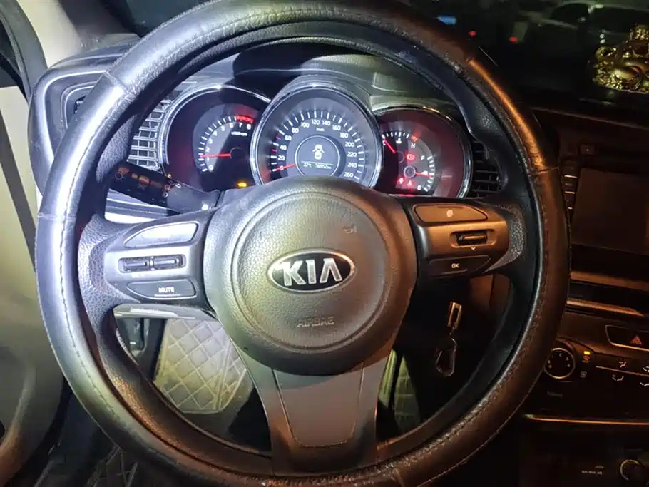 KIA K5 2014