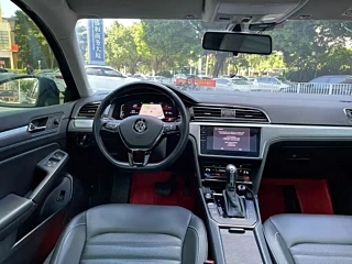 VOLKSWAGEN LAMANDO 2021 YEAR 280TSI DSG LUXURY PHANTOM EDITION 2021