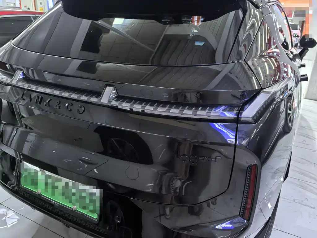 LYNK&CO 08 NEW ENERGY 2025