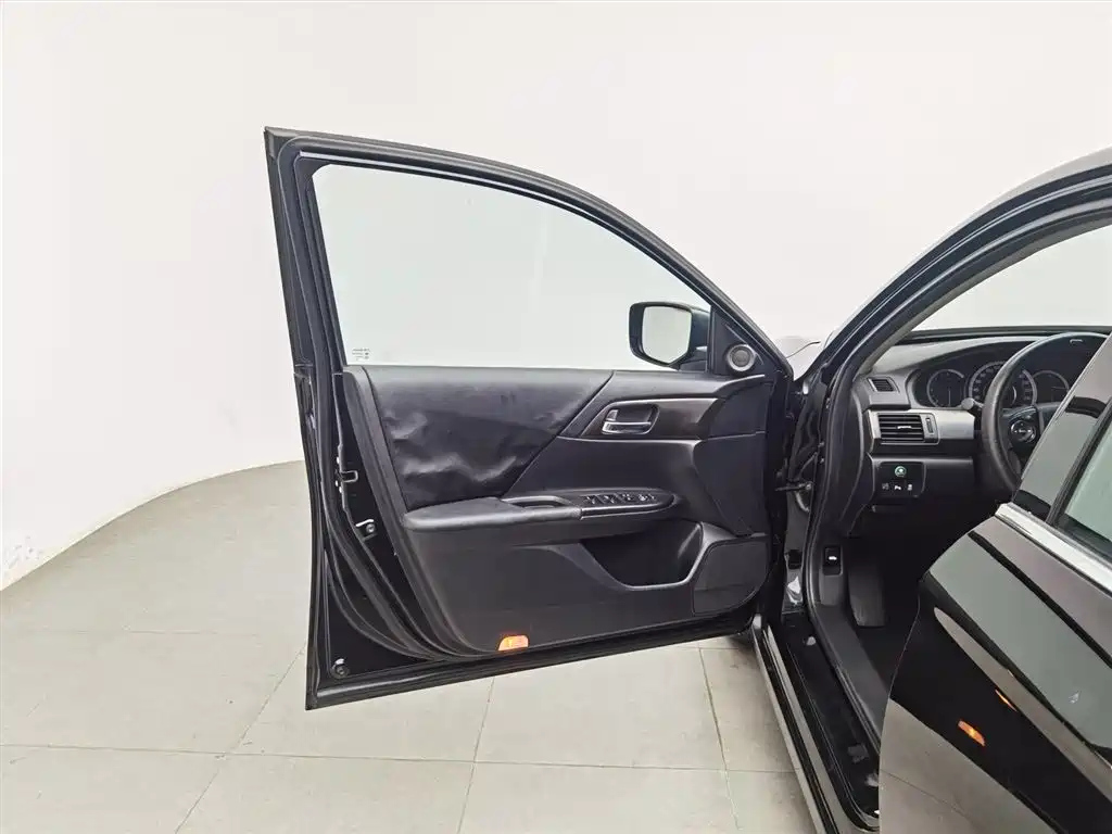 HONDA ACCORD 2015