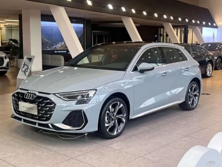 Заказать AUDI A3