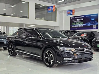 VOLKSWAGEN MAGOTAN 2022