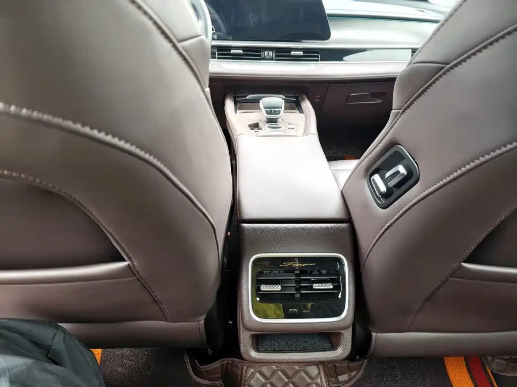 CHERY TIGGO 8 PRO 2024