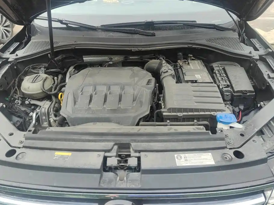 VOLKSWAGEN TIGUAN L 2023