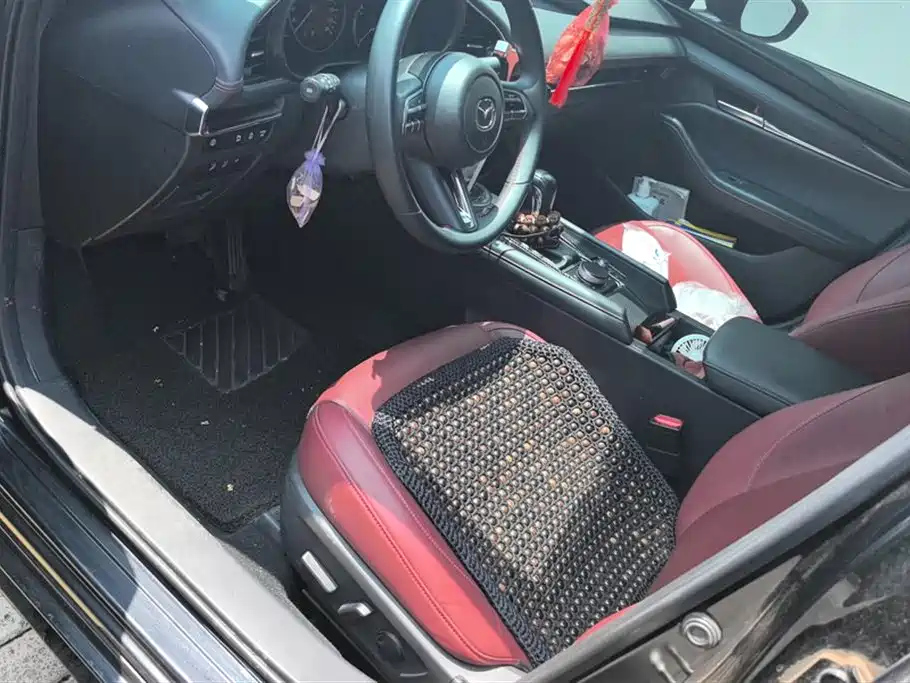 MAZDA 3 AXELA 2023