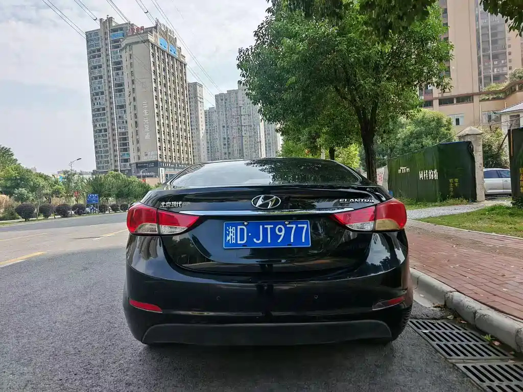 HYUNDAI ELANTRA 2013