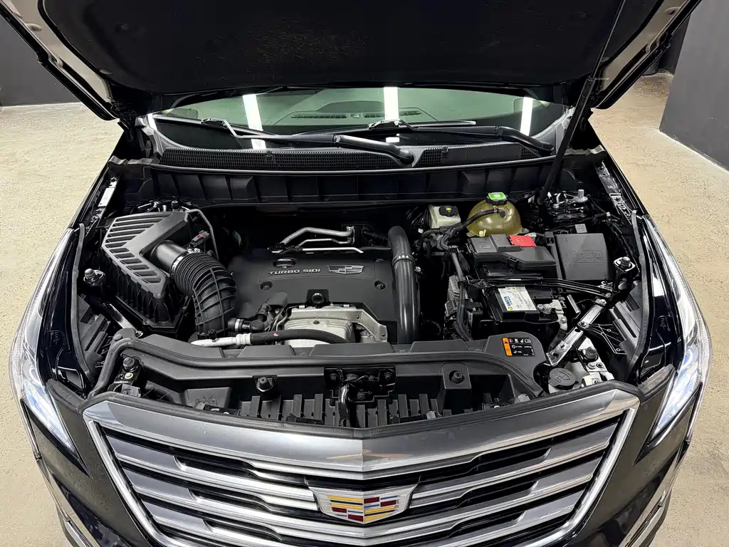 CADILLAC XT5 2016