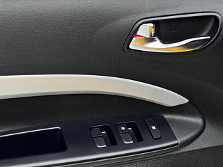 KIA VENUE  2021 YEAR 1.4L CVT YEAR 2021