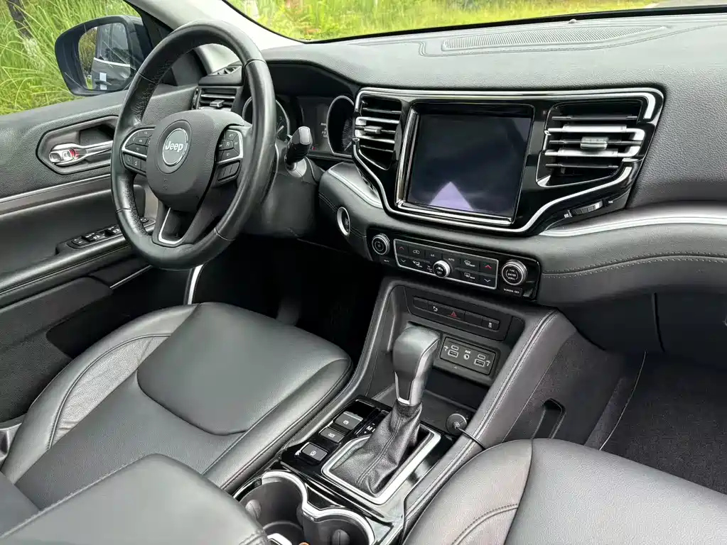 JEEP BIG 指挥官 2022