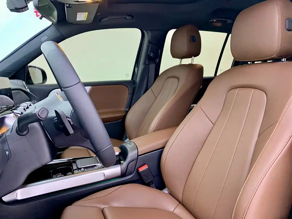 MERCEDES BENZ GLB 2022