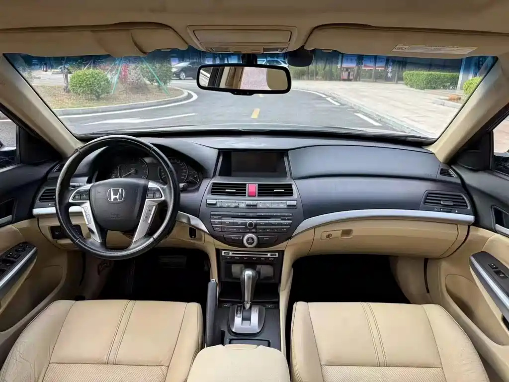 HONDA CROSSTOUR 2014