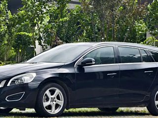 VOLVO V60 2013