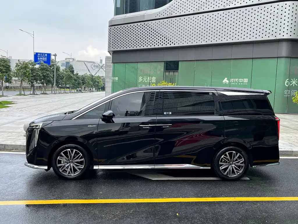 TRUMPCHI M8 2024