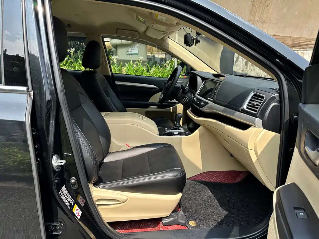 TOYOTA HIGHLANDER 2018