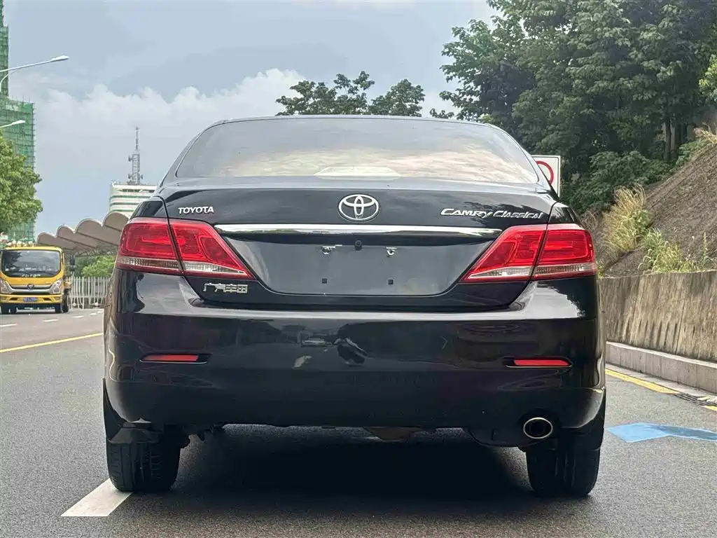 TOYOTA CAMRY 2015