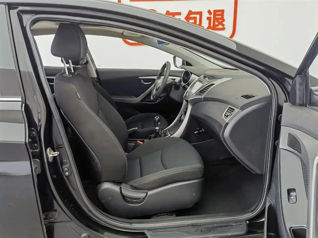 HYUNDAI ELANTRA 2013