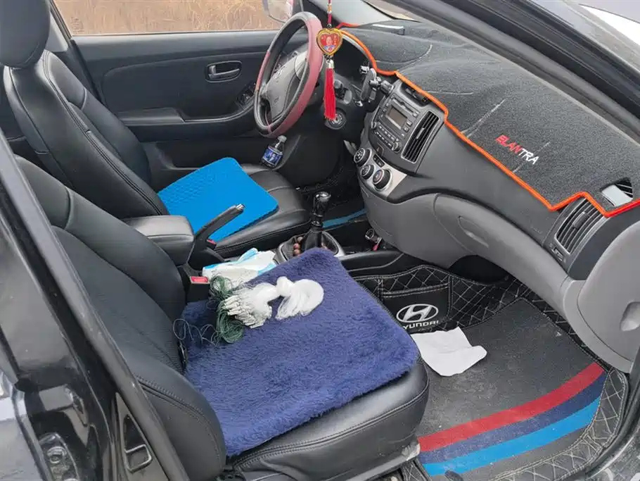 HYUNDAI CELESTA 2015