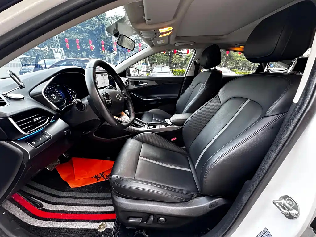 HYUNDAI LAFESTA 2019