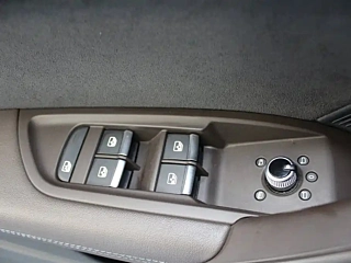 AUDI Q5L  2021 YEAR 45 TFSI SELECTED DYNAMIC 2021
