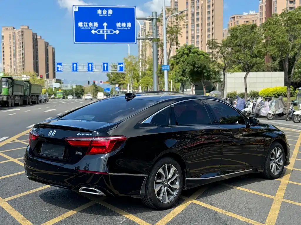 HONDA INSPIRE 2020